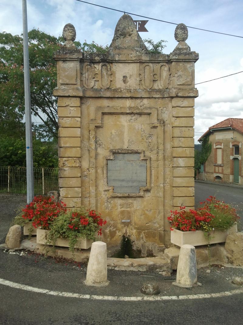 Fontaine du village, Orbessan
