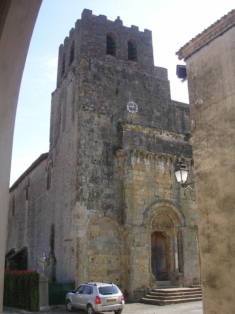 Eglise Saint-Pierre et ancienne église abbatiale, Tasque