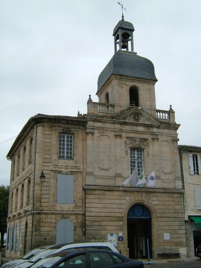 Hôtel de ville, Bourg