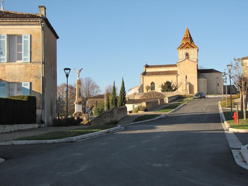 Église Saint-Pierre, Cars