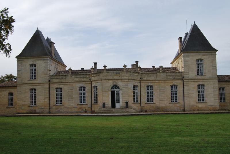 Château d'Anglade, Izon