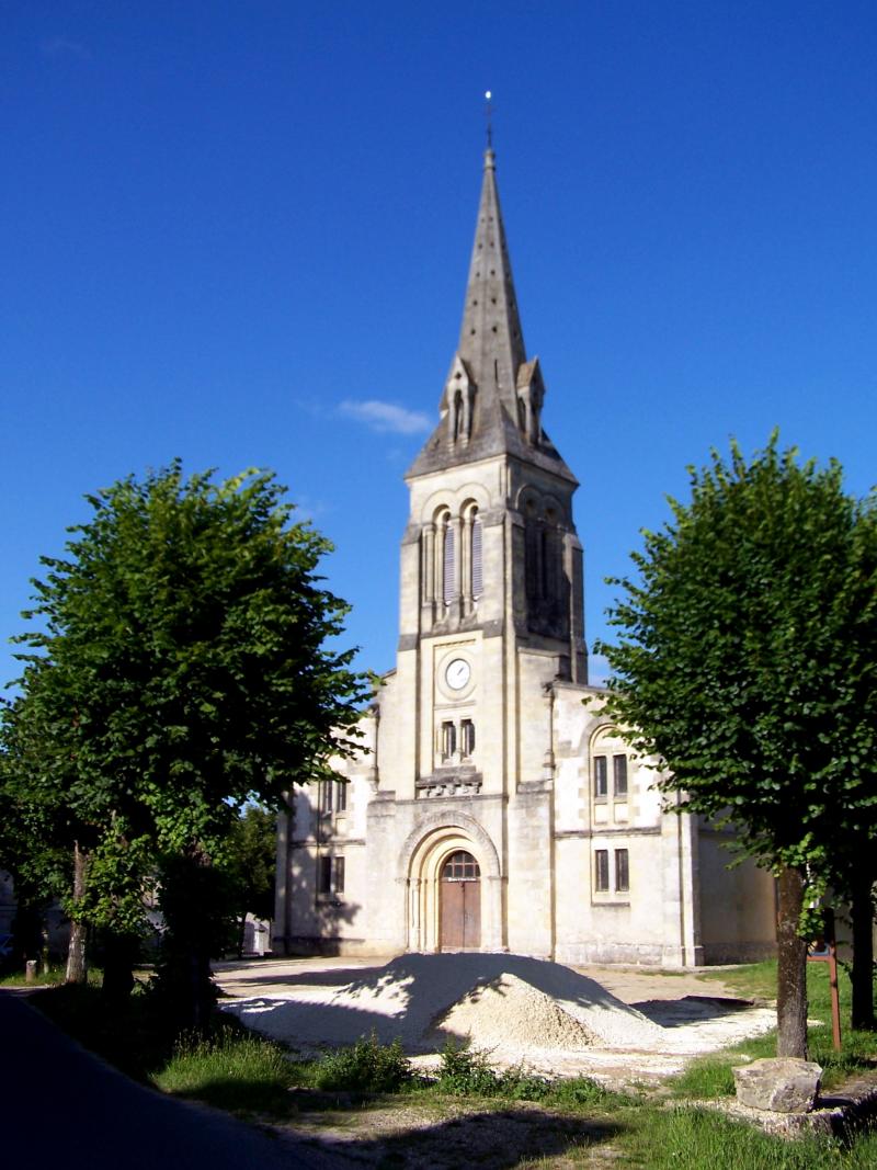 Eglise paroissiale Saint-Pierre-ès-Liens du Haut-Langoiran, Langoiran