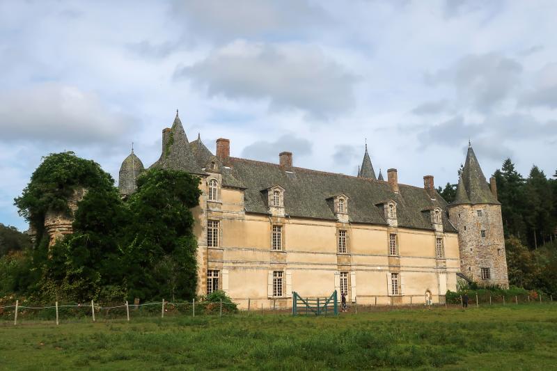 Château d'Epinay (ancien château de la Rivière), Champeaux