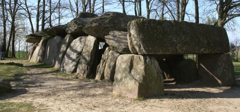 Dolmen dit La Roche-aux-Fées, Essé