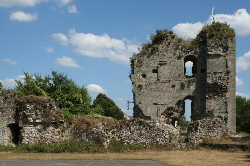 Restes du Vieux-Château, Hédé-Bazouges