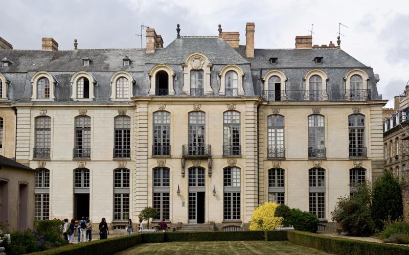 Hôtel de Blossac, actuellement Direction régionale des affaires culturelles, Rennes