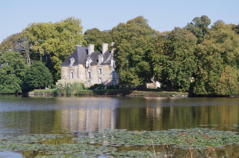 Château de Perronnay, Romillé