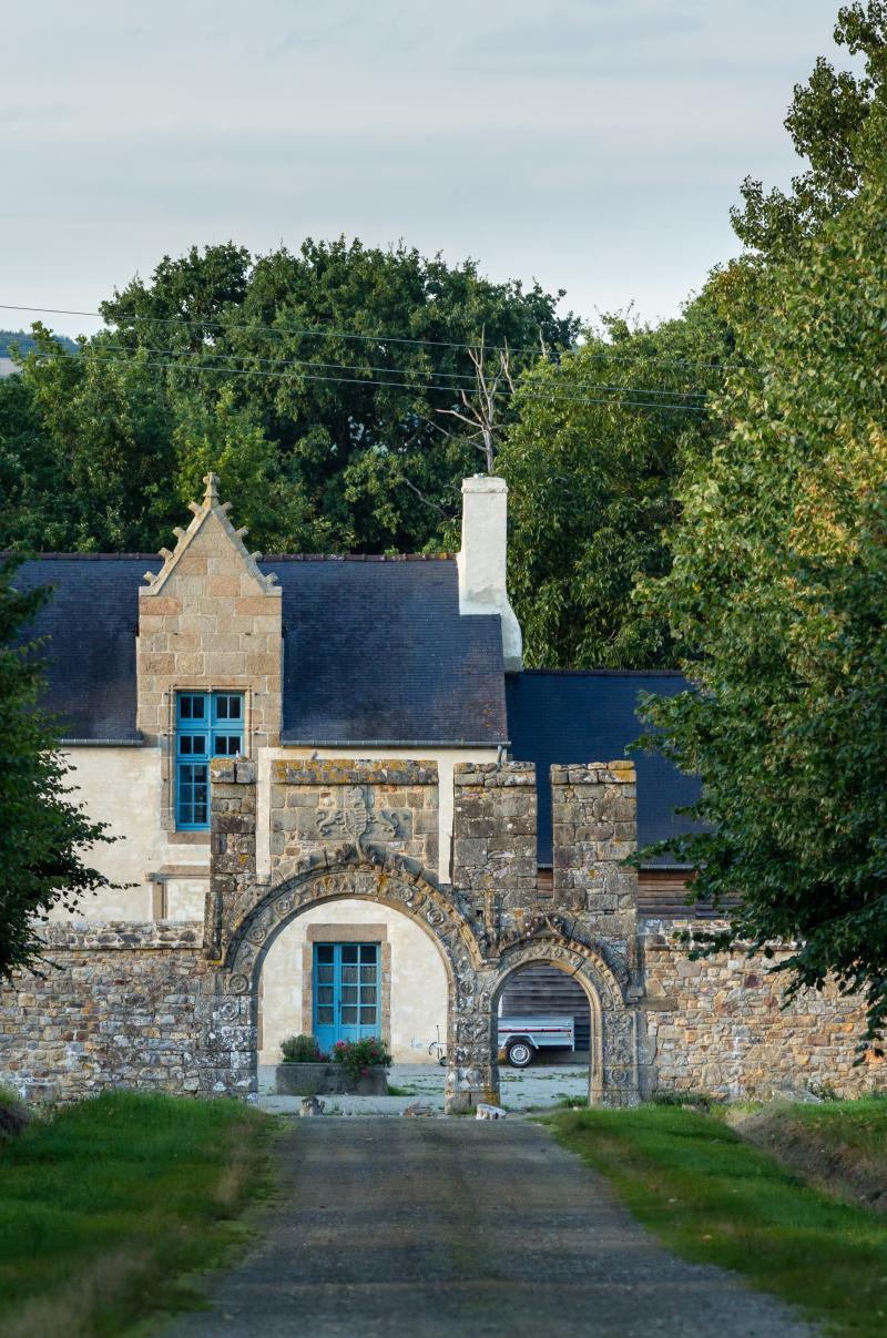 Restes du château de la Dobiais, Rives-du-Couesnon