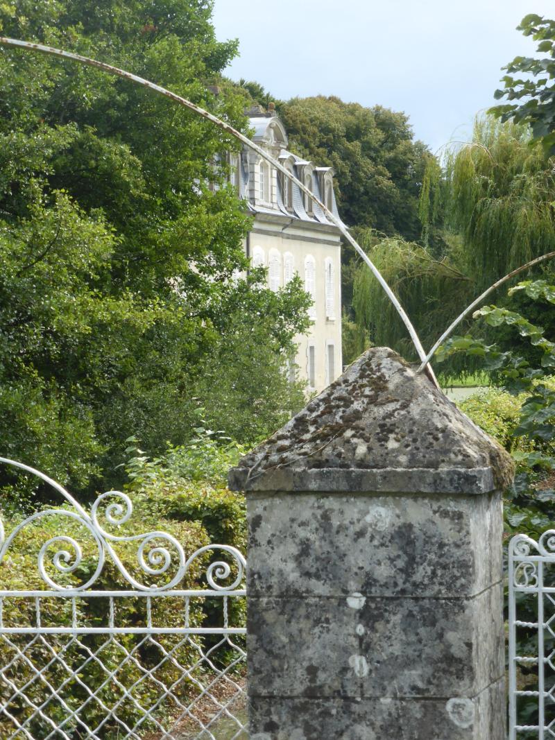 Château de Gazon, Pocé-les-Bois