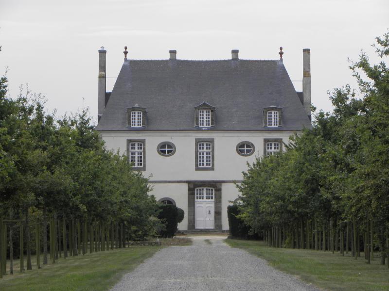 Logis du Mur Blanc, appelé aussi la Demaine ou le Domaine