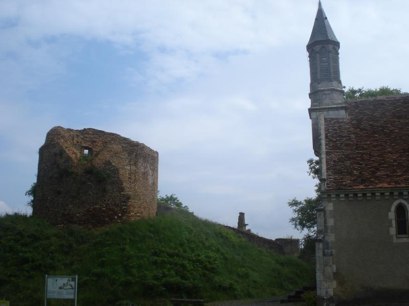 Restes du vieux château féodal