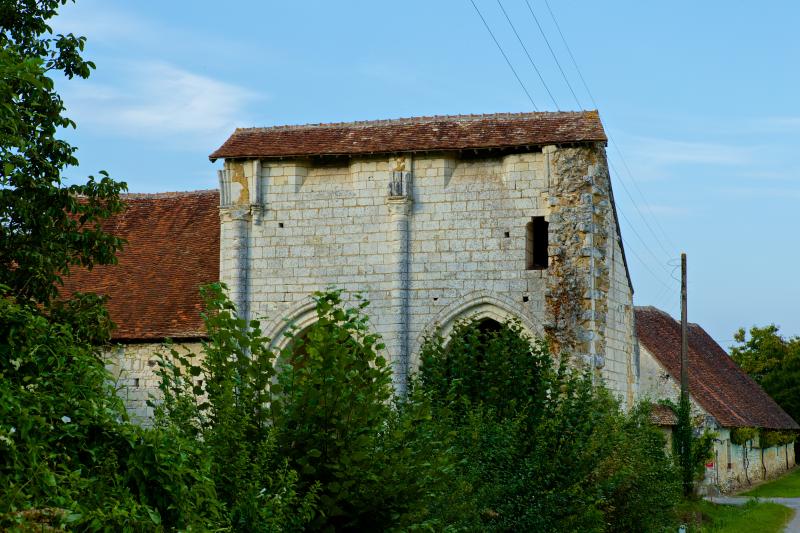 Ancienne abbaye Saint-Pierre du Landais (également sur commune de Saint-Martin-de-Lamps), Frédille