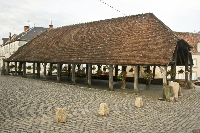 Ancienne halle, Sainte-Sévère-sur-Indre