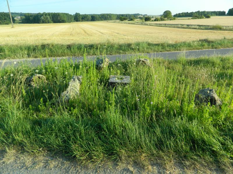 Cromlech de la Croix Bonnin