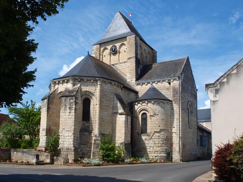 Église Notre-Dame, Crouzilles