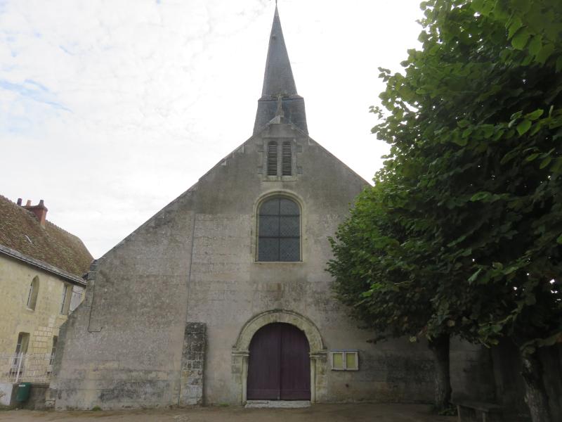 Eglise Saint-Symphorien, ancienne aumônerie et ancienne grange monastique