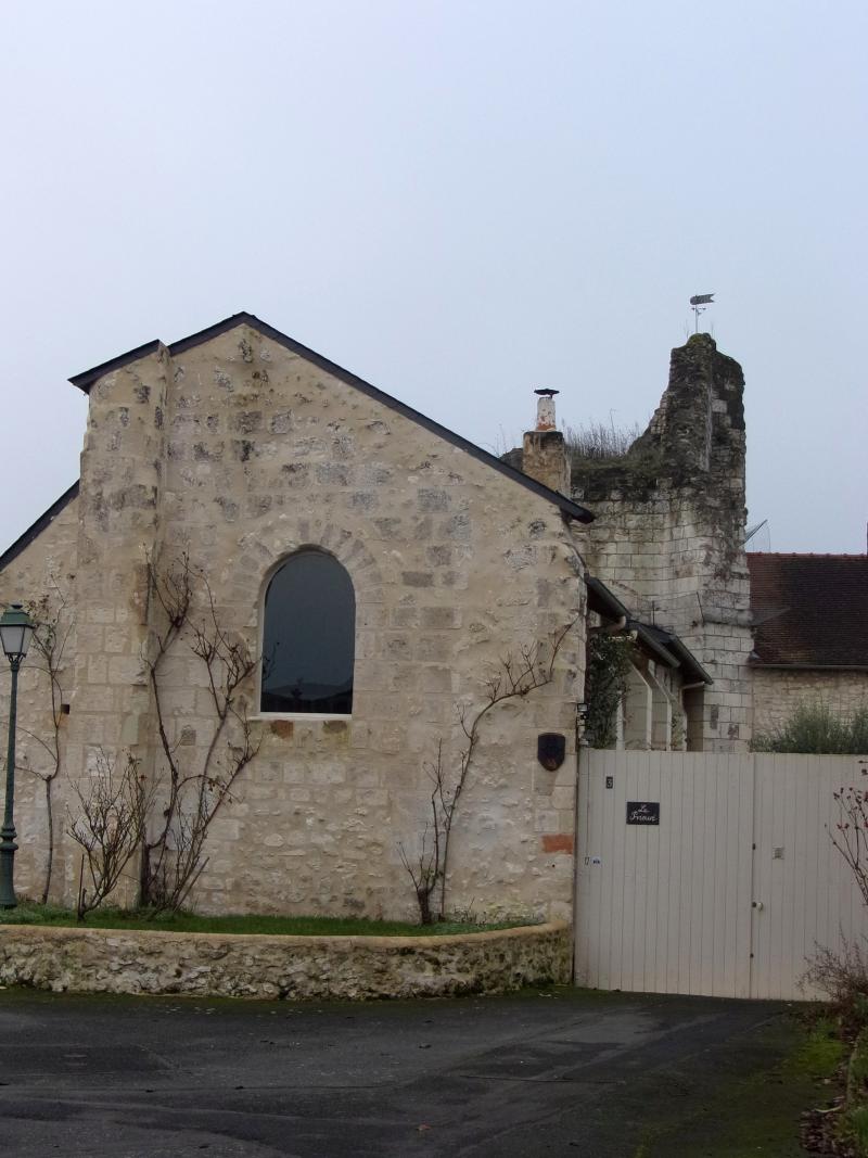 Ruines de l'église priorale Notre-Dame, Tavant