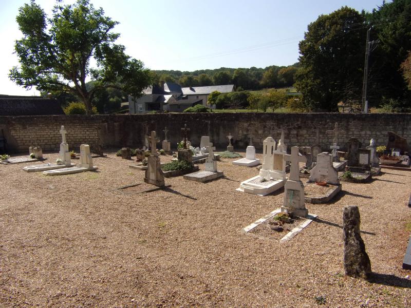 Cimetière du Vieux-Bourg, Cravant-les-Côteaux