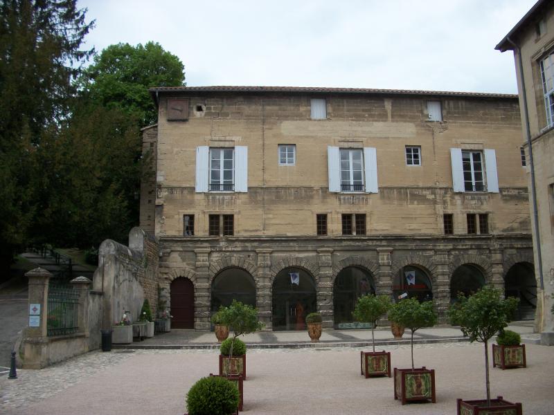 Château, actuellement mairie, Roussillon