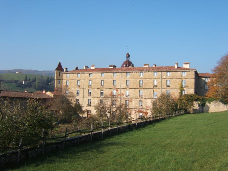 Ancienne abbaye, actuellement hôtel de ville, Saint Antoine l'Abbaye