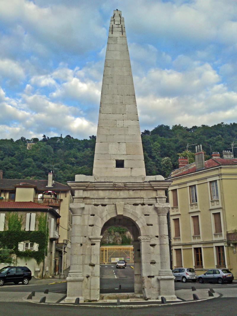 Aiguille (pyramide de la Spina du cirque), Vienne