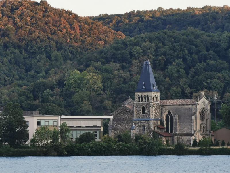 Eglise Notre-Dame-de-l'Isle, Vienne