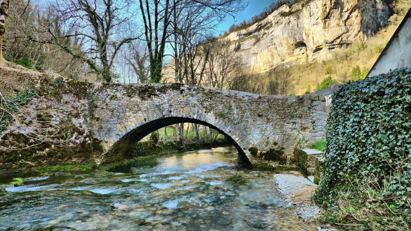 Vieux pont sur la Seille, Baume-les-Messieurs
