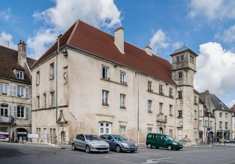 Hôtel de ville, Dole