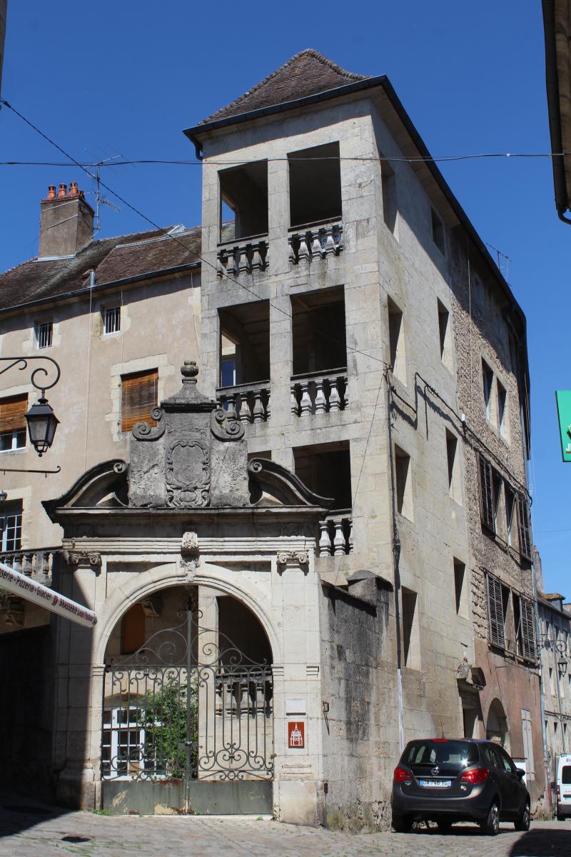 Palais Granvelle, Dole