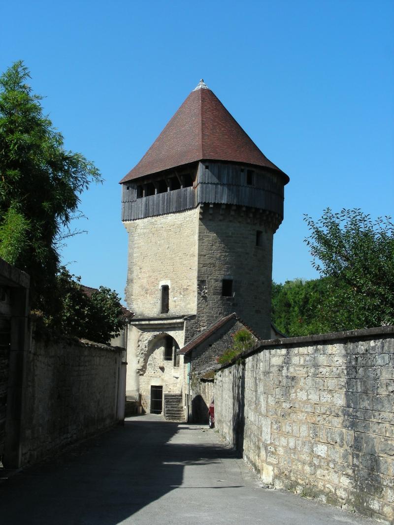 Tour de la Sergenterie, Poligny