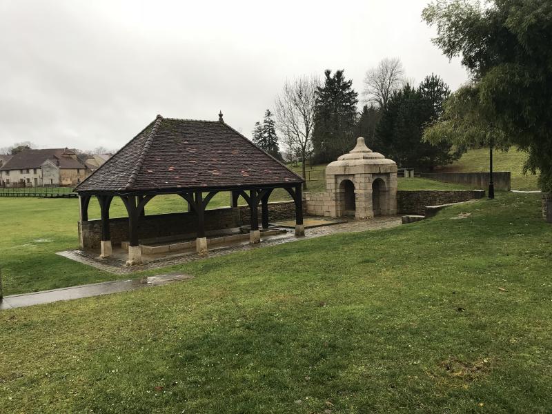Fontaine du Lavoir, Sermange
