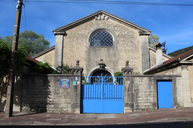 Abattoir municipal, actuellement entrepôt, Poligny