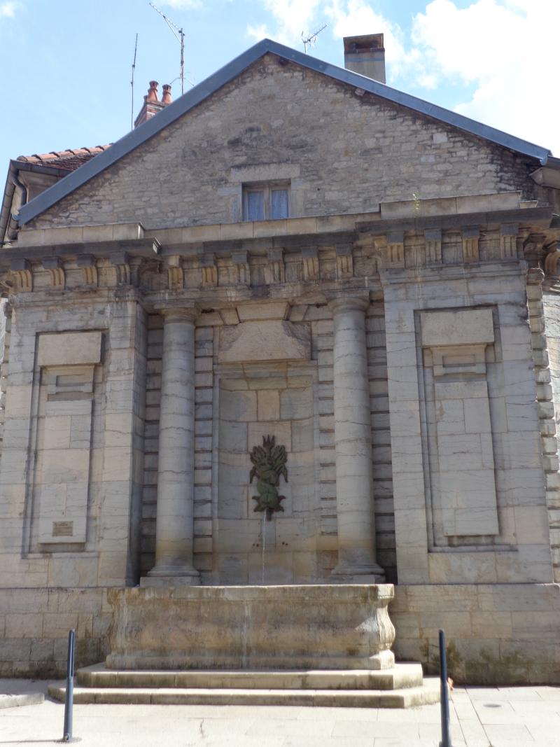 Fontaine de la Sirène, Poligny