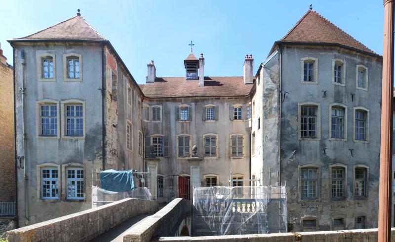 Maison des Orphelins, actuellement école, Dole
