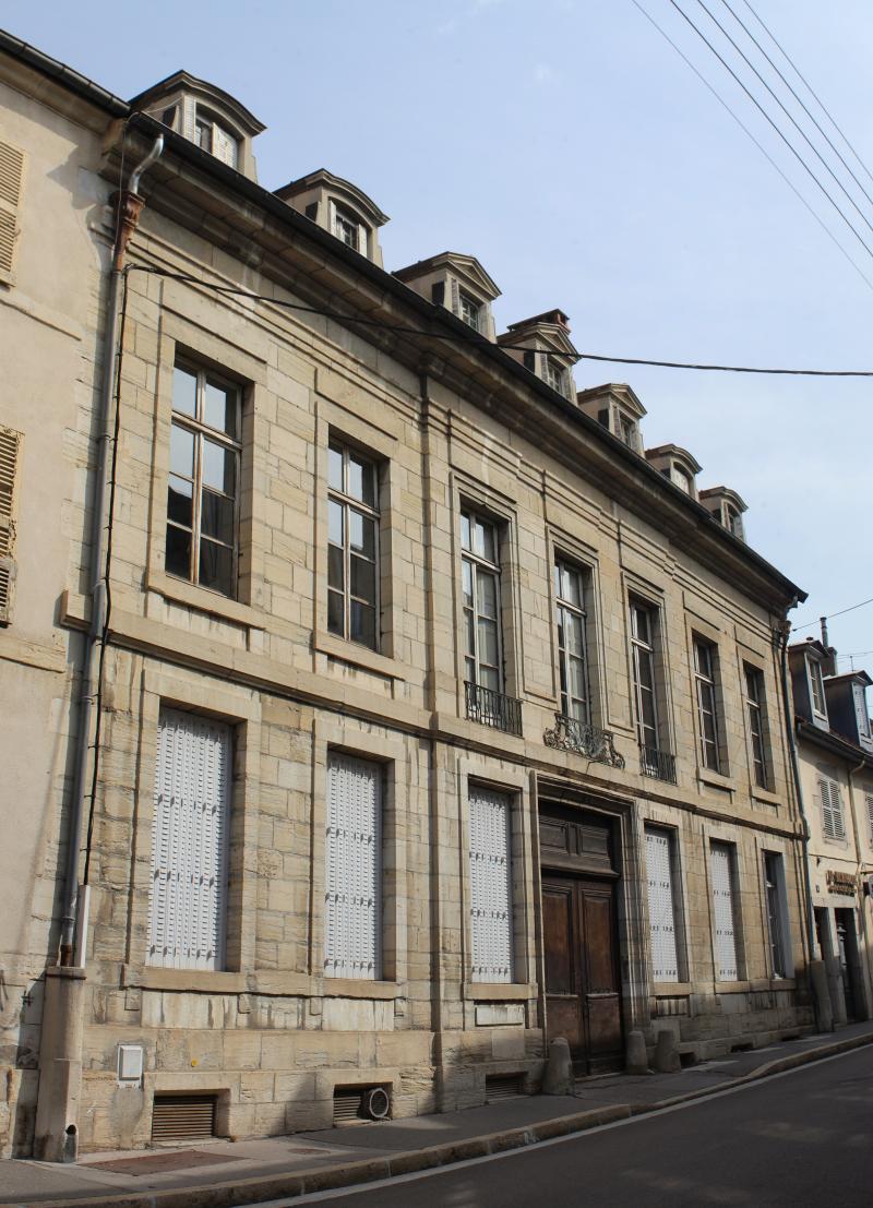 Hôtel Abriot de Grusse, Lons-le-Saunier