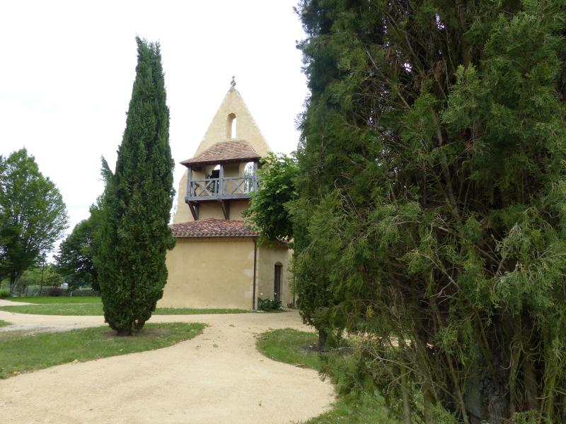 Eglise et ancienne motte castrale, Saint-Julien-d'Armagnac