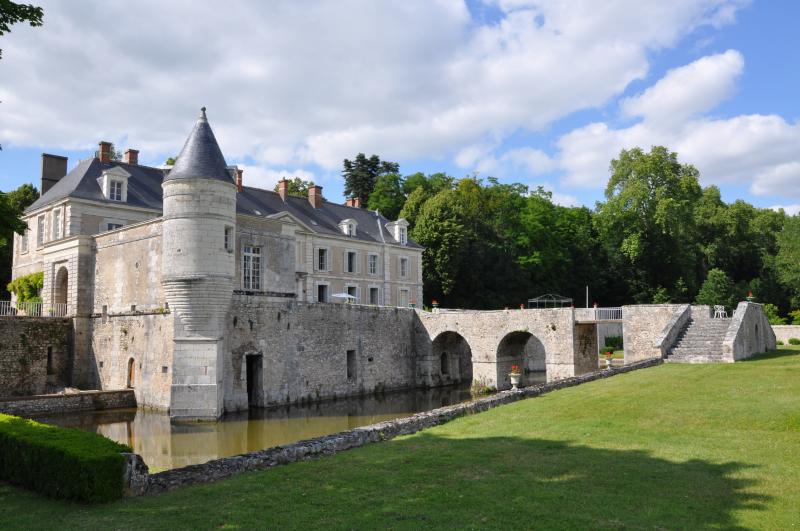 Château, Saint-Denis-sur-Loire
