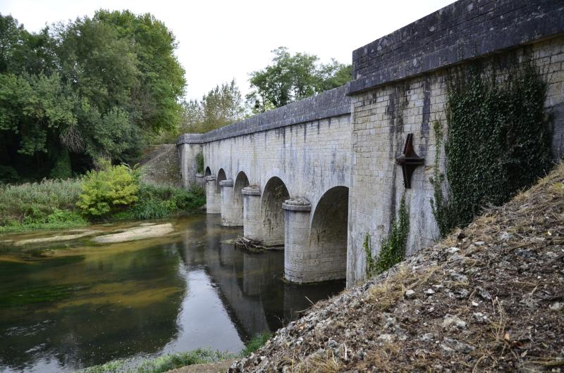 Ouvrage du canal de Berry, Selles-sur-Cher