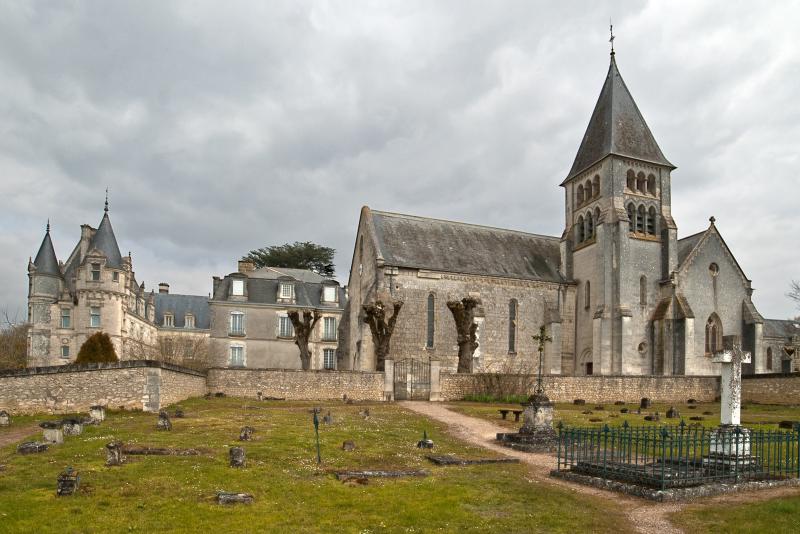 Eglise Saint-Hilaire, Châteauvieux