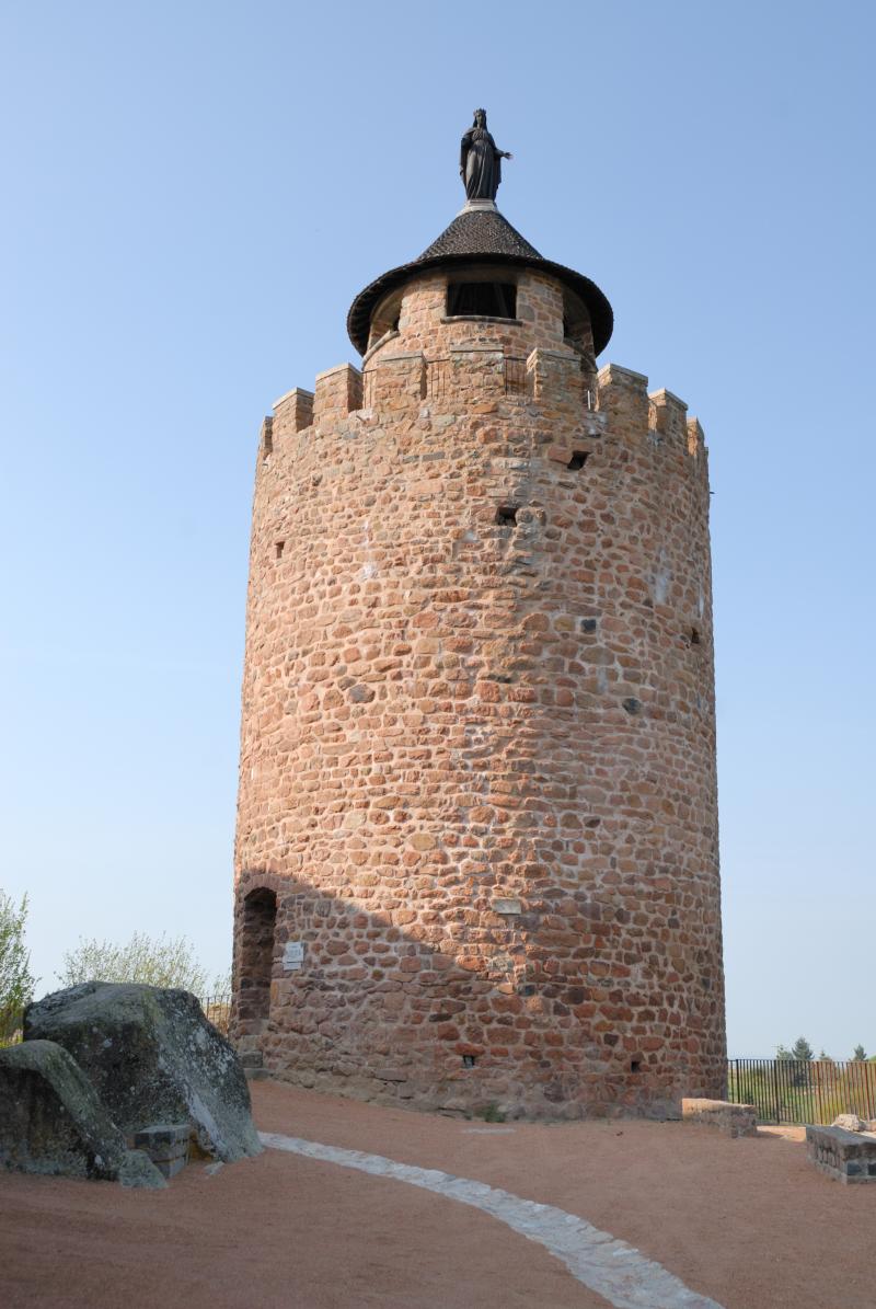 Donjon (restes), Le Crozet