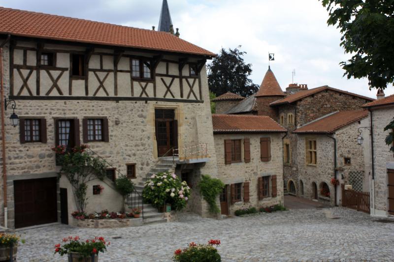 Maison à pans de bois, Le Crozet