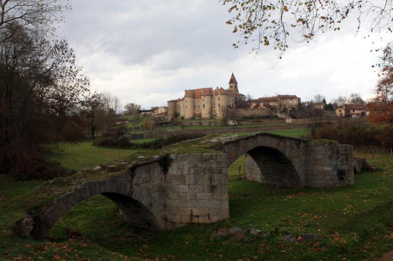 Pont sur l'Aix, Pommiers-en-Forez