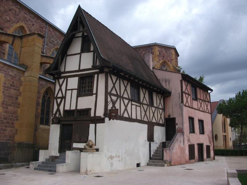 Maison à pans de bois, Roanne