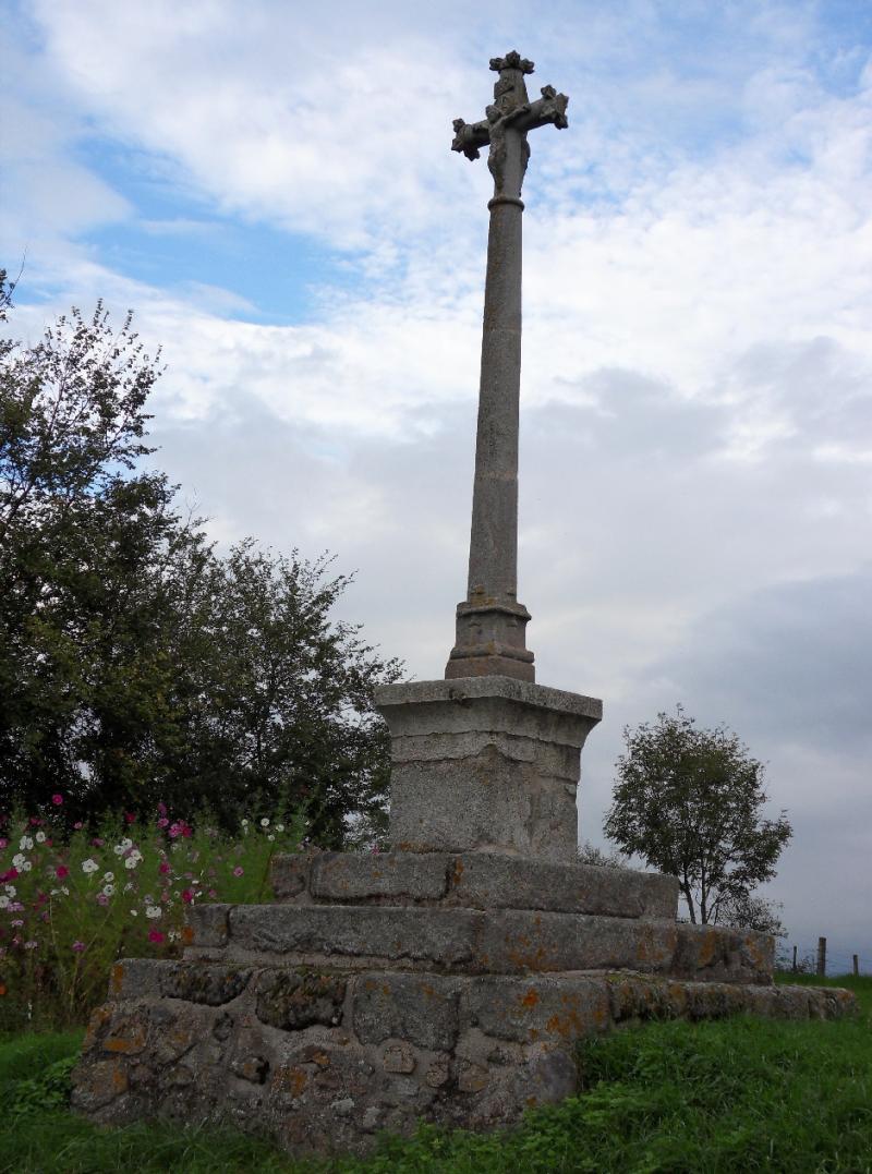 Croix de carrefour de Verrières, Saint-Germain-Laval