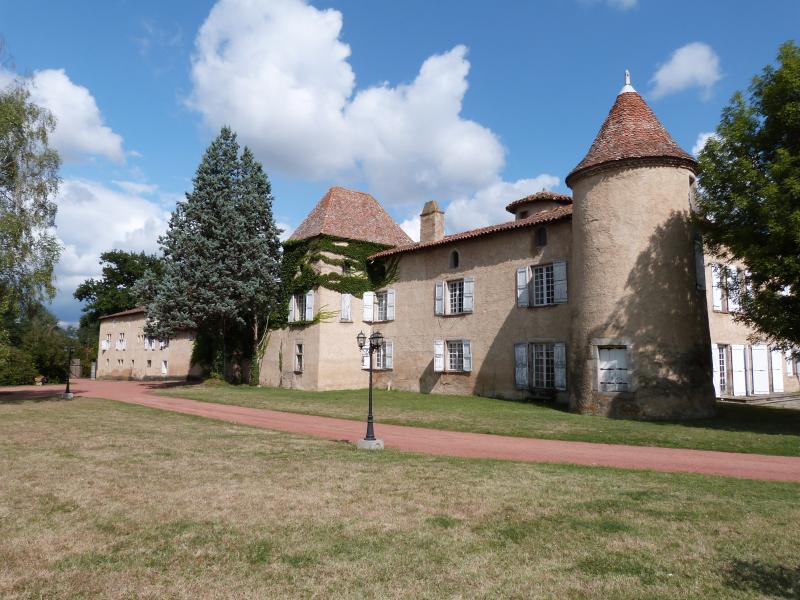 Château de Montrouge, Savigneux