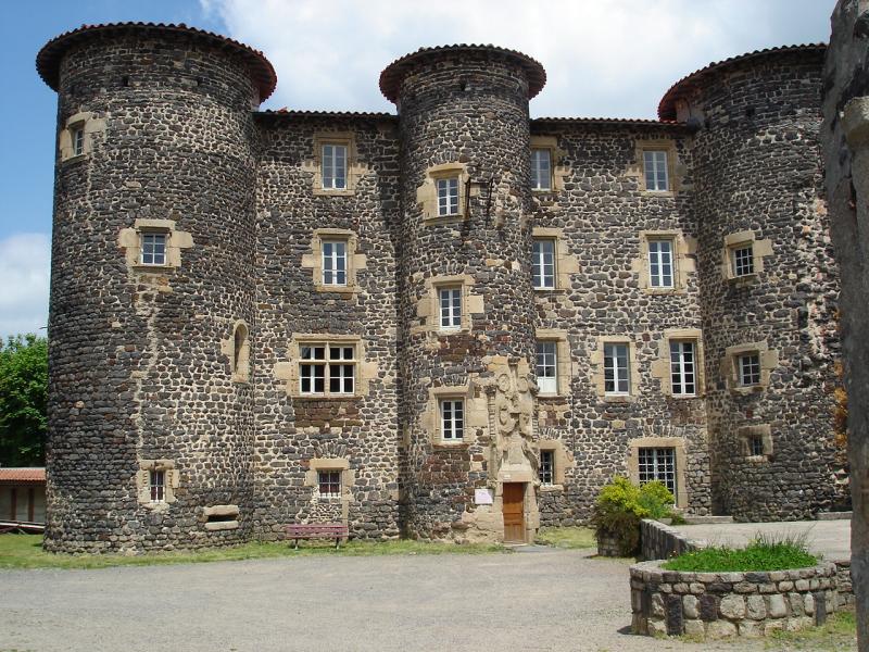 Ancien château abbatial, Le Monastier-sur-Gazeille