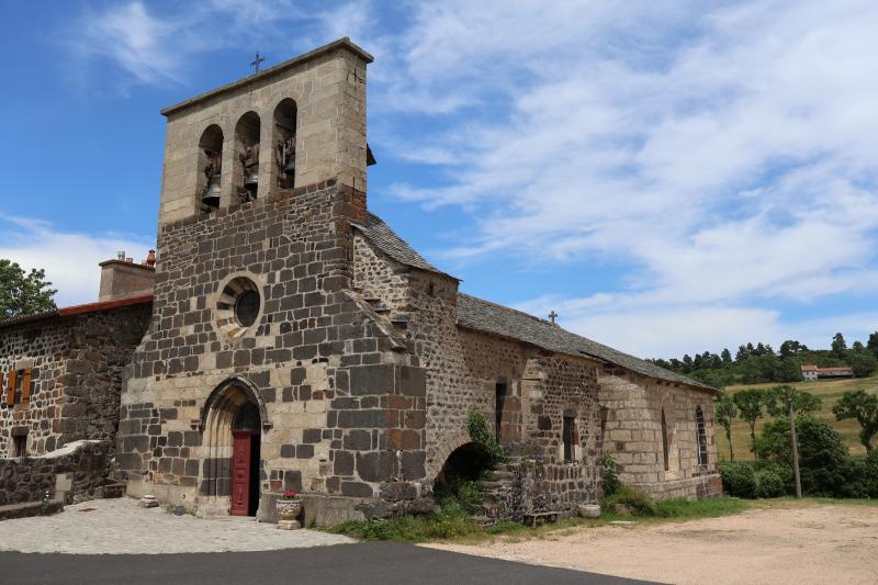 Eglise de la Nativité de la Sainte Vierge, Présailles