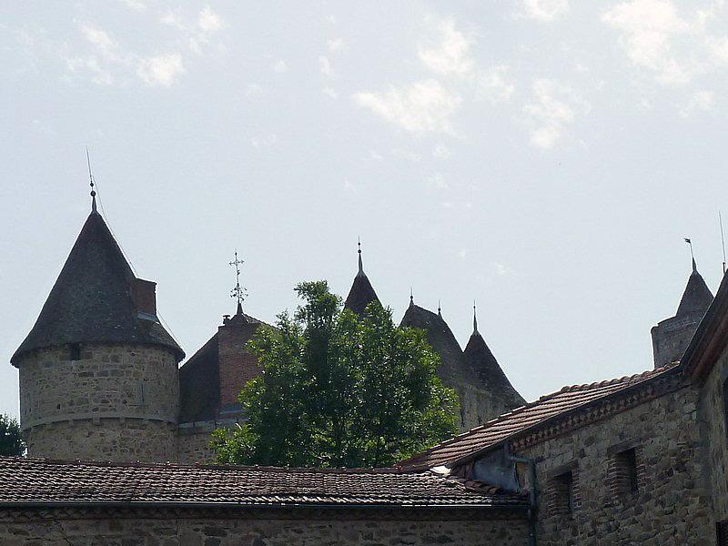 Château de Chabreuges, Saint-Laurent-Chabreuges