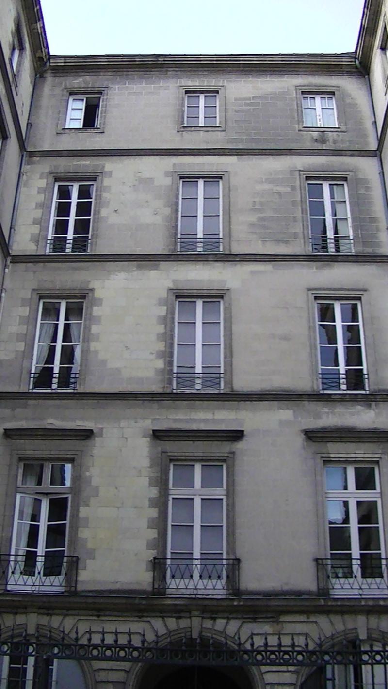 Immeuble sur cours Cambronne, Nantes