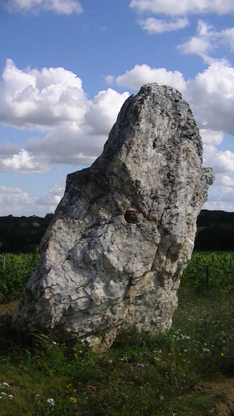 Menhir, Oudon